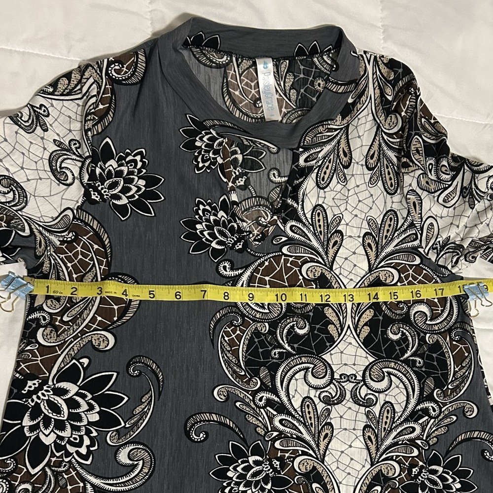 Black and White Floral Dress - Picture 5 of 6